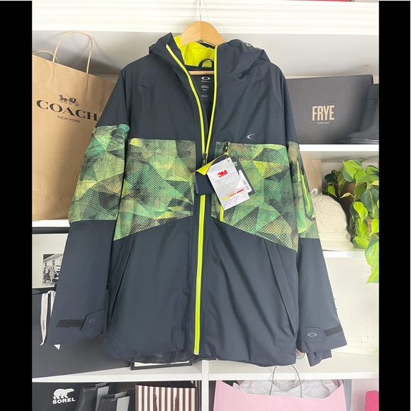 NWT Oakley Geo Camo 3M thinsulate snowboard jacket fluorescent green & black. - Picture 3 of 16